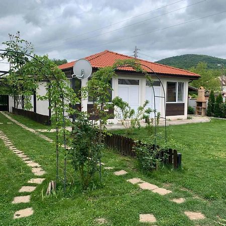 Guest House Medina เบโลกราดชิก ภายนอก รูปภาพ